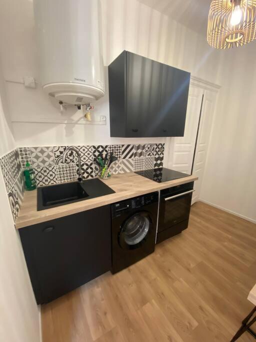 Corte Magnifique T2 45M2 Neuf 5 Personnes Place St Marcel Hyper Centre Wifi Lave Linge Tv Exterior foto
